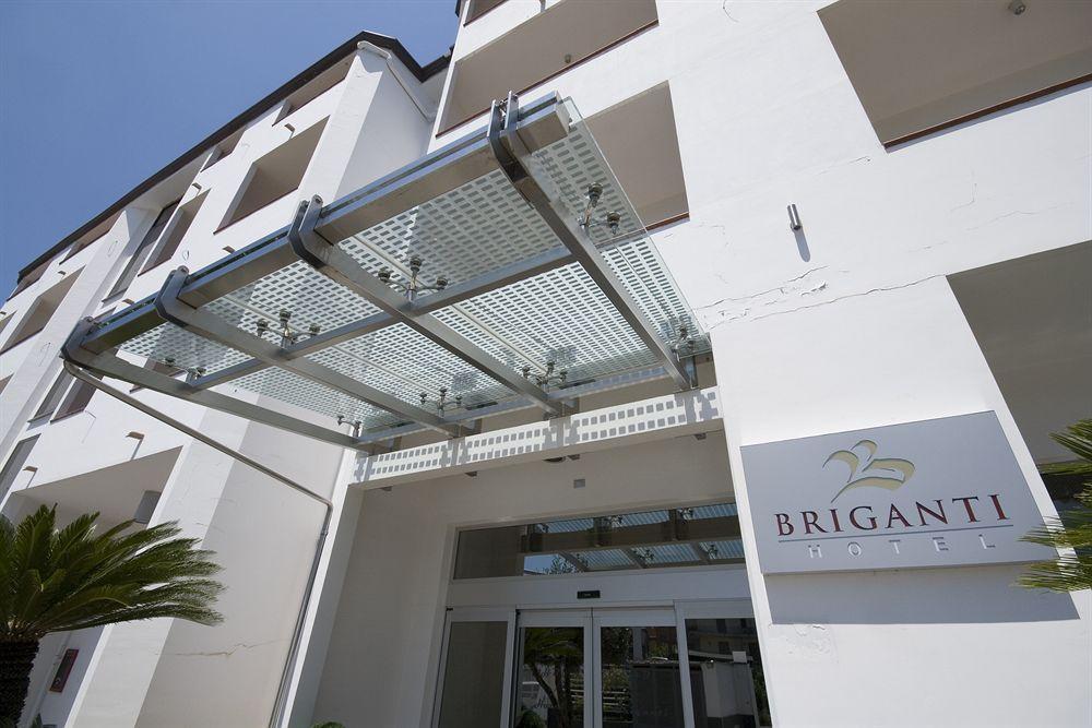 Hotel Briganti Qualiano Exterior foto